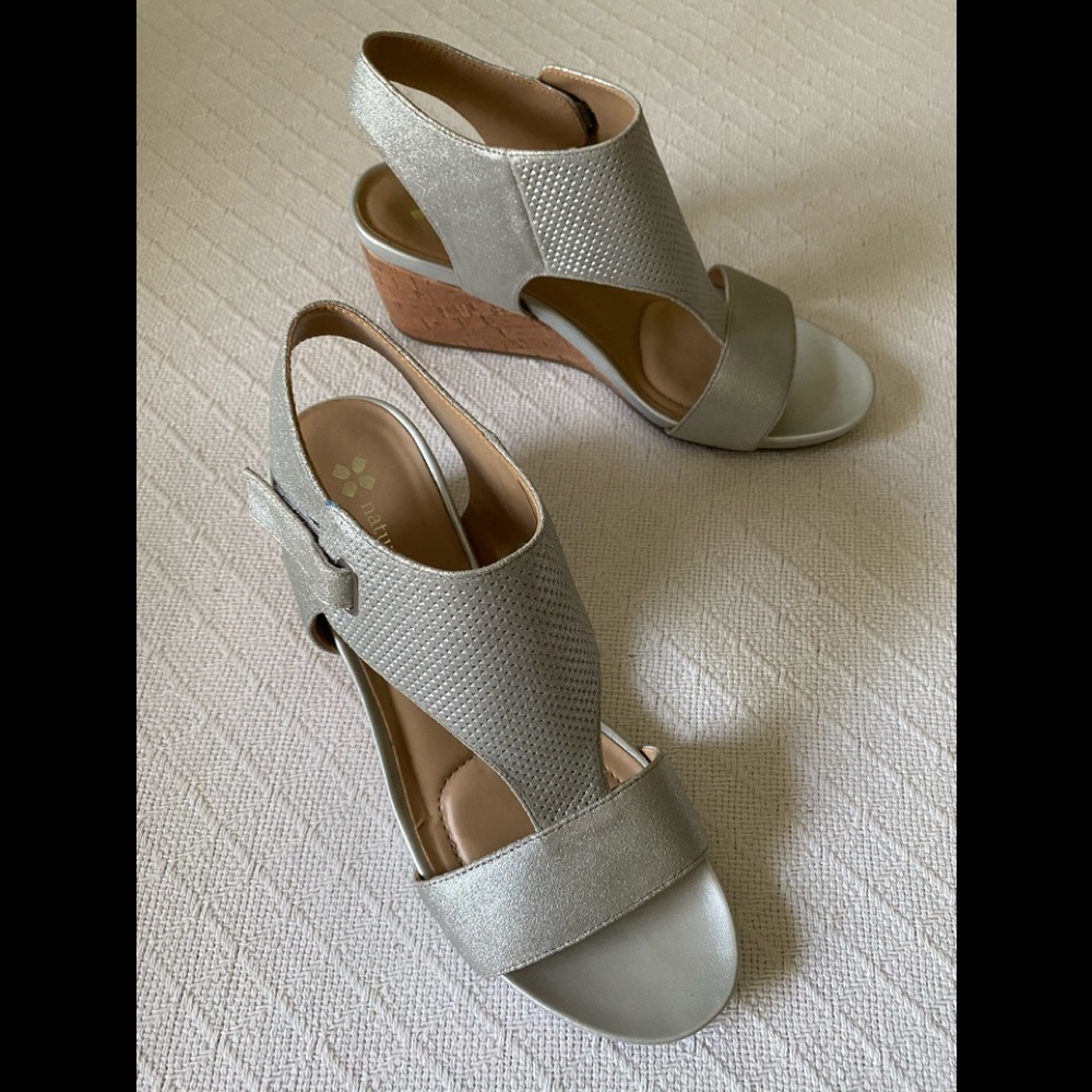 Women’s shoes